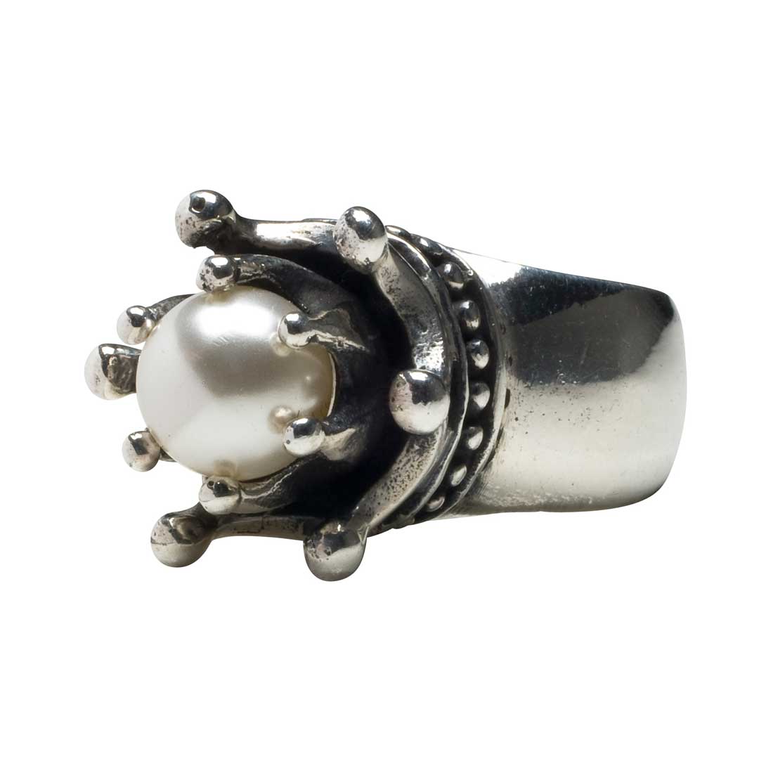 Femme Metale Goddess Pearl Crown 925 Silver Ring