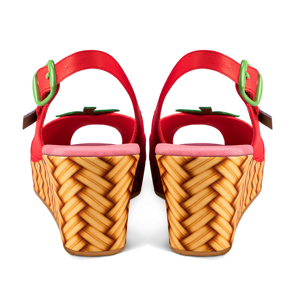 Hot Chocolate Design Chocolaticas® Strawbella Women's Sandal