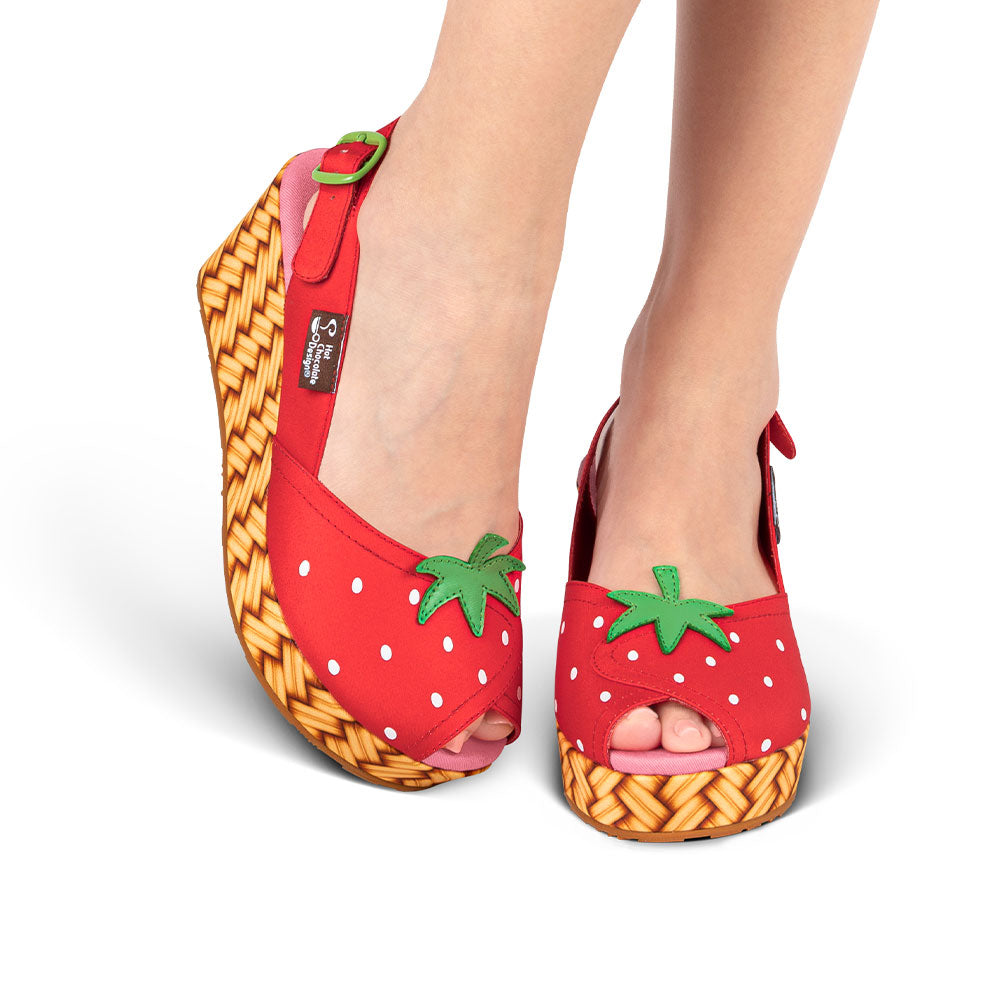 Hot Chocolate Design Chocolaticas® Strawbella Women's Sandal