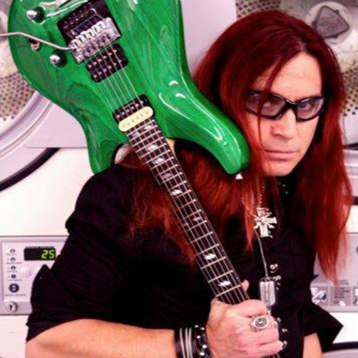 Femme Metale Lancelot 925 Sterling Silver Skull Crossbones Ring