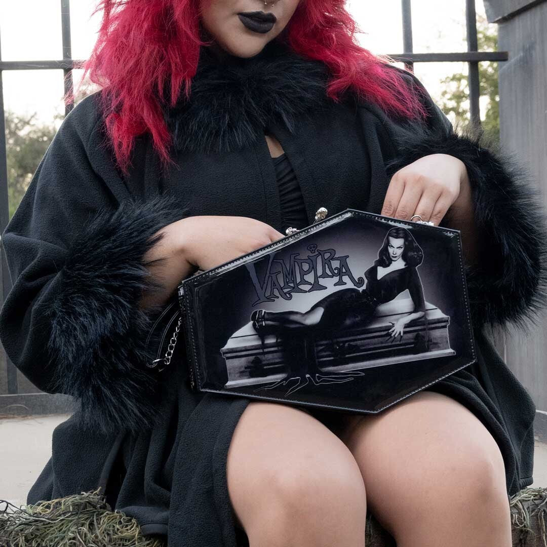 Kreepsville Vampira Patent Kisslock Coffin Purse