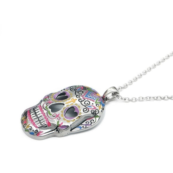 Controse Sugar Skull Heart Eyes Day of the Dead Necklace