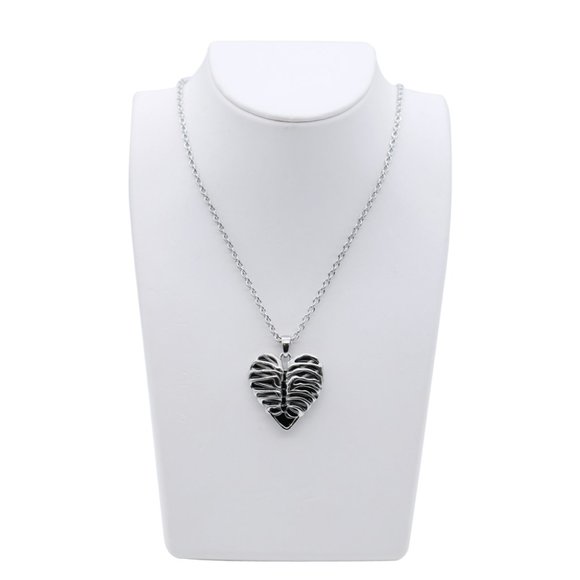 Controse Ribcage Heart Stainless Steel Punk Necklace